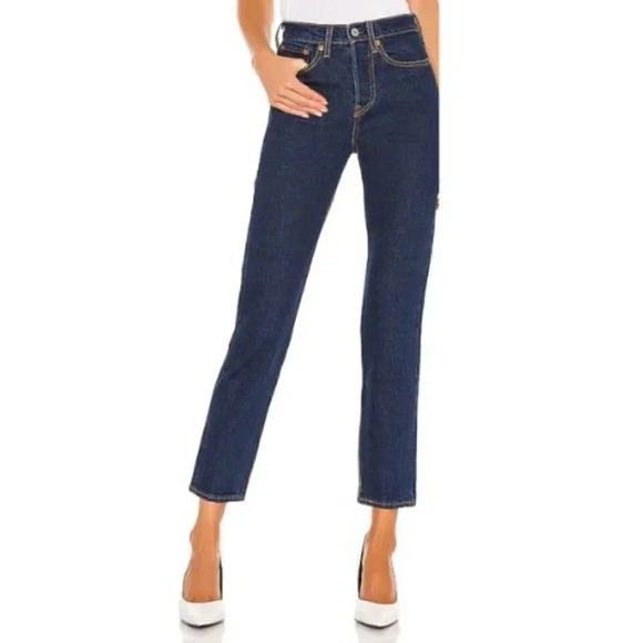 Levi's Womens Size 24 Wedgie Icon Fit Dark Wash  Jeans - Picture 1 of 16